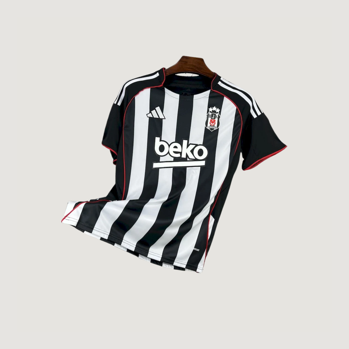Beşiktaş – Maillot Domicile 2025/26 – Noir, Blanc - avant