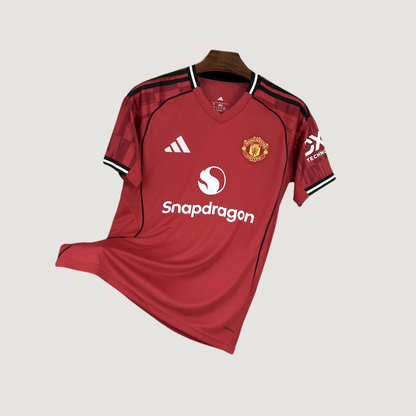 Manchester United – Maillot Domicile 2025/26 – Rouge, Noir - avant