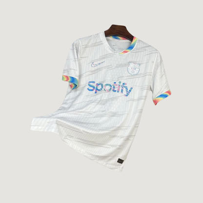 FC Barcelone – Maillot Concept 2025/26 – Blanc, Arc-en-Ciel - avant