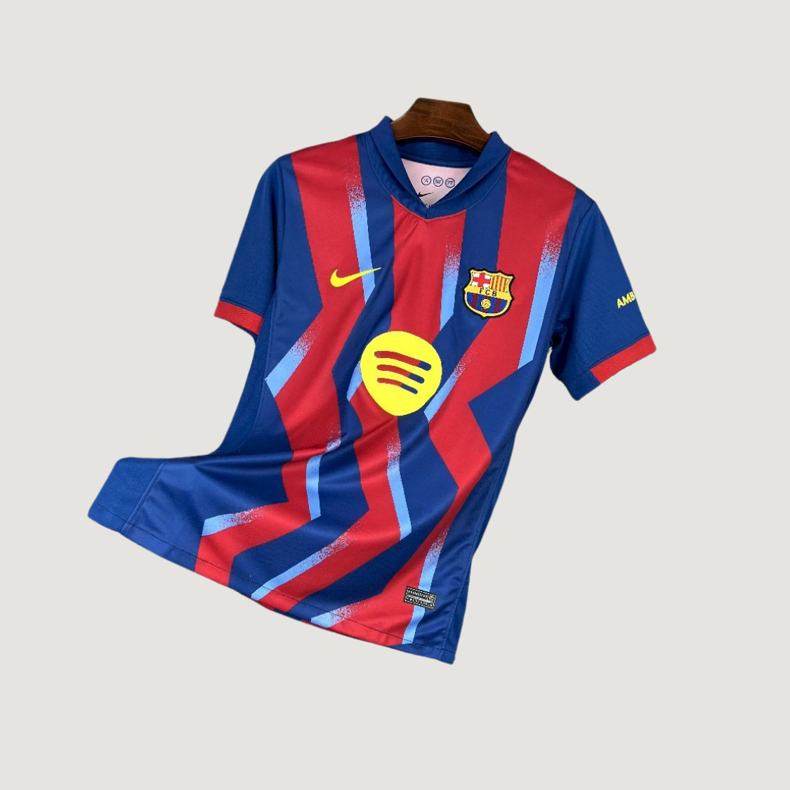 FC Barcelone – Maillot Fourth 2025/26 – Bleu, Rouge - avant