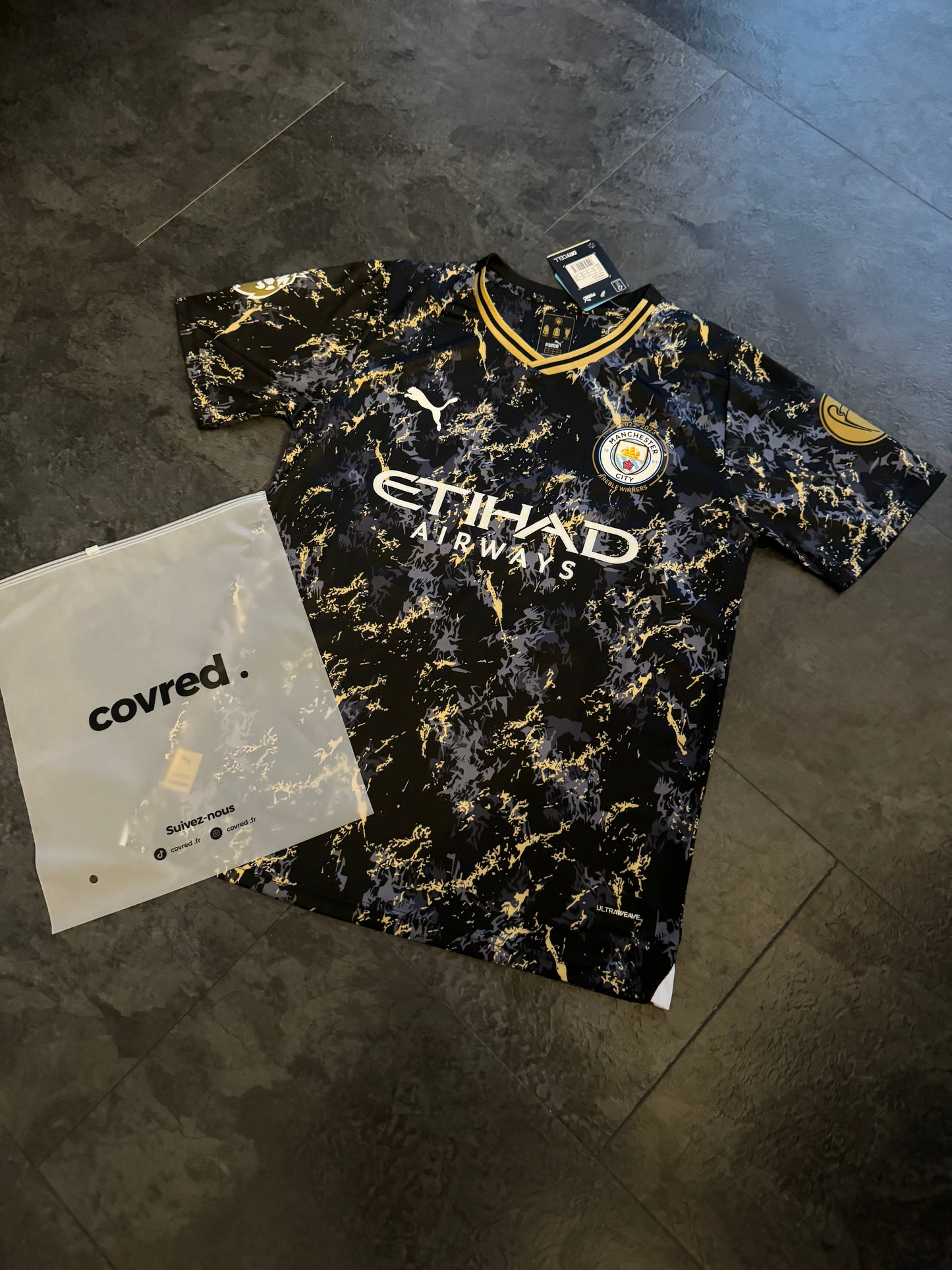 Manchester City - Maillot Édition Spéciale 23/24 - Noir, Or DERBYX