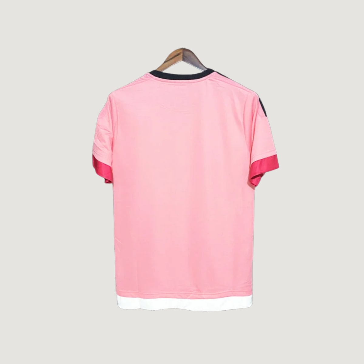 Juventus – Maillot Extérieur Retro 2011/12 – Rose - avant