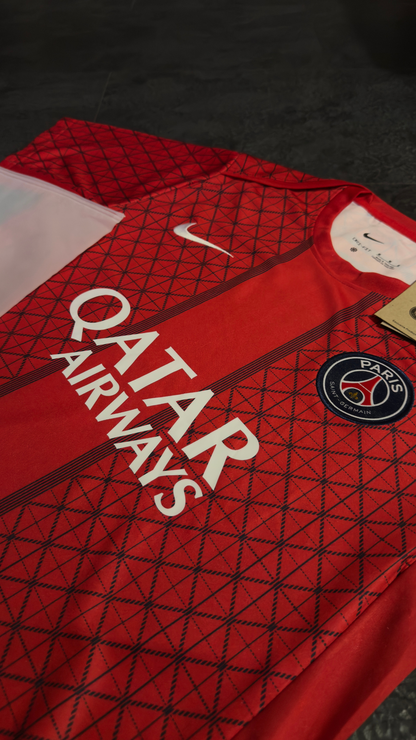 Paris Saint-Germain – Maillot Pré-Match 2025/2026 – Rouge & Bleu Nuit - dos