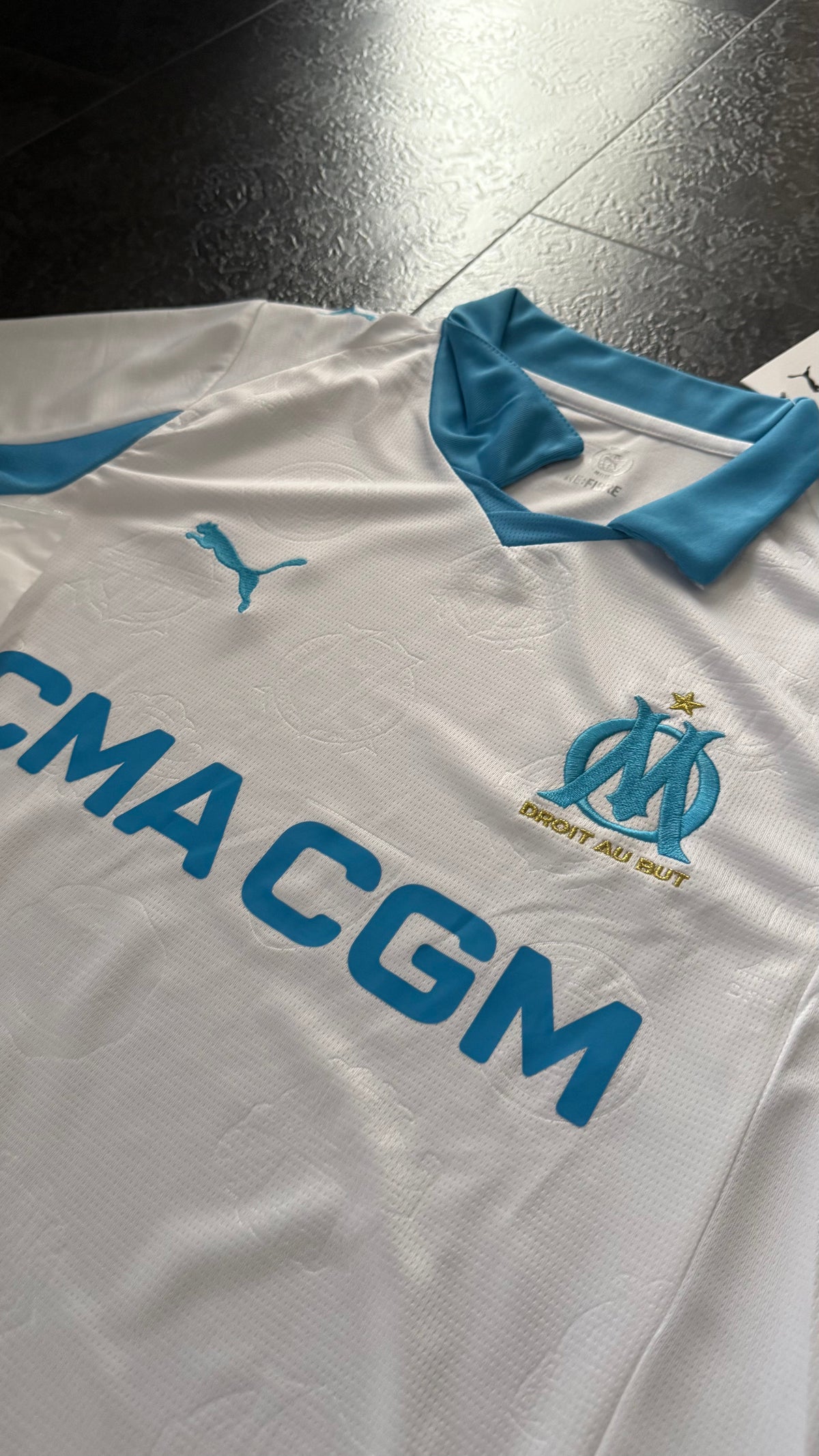 Olympique de Marseille – Maillot Domicile 25/26 – Blanc & Bleu Azur - dos